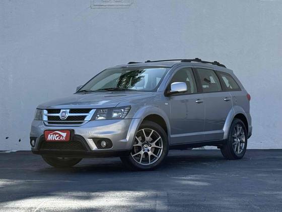 FIAT FREEMONT 2.4 PRECISION 16V GASOLINA 4P AUTOMÁTICO